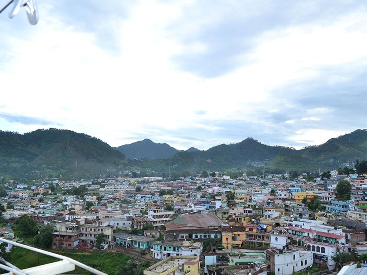 Oyo 37525 Hotel Mall Palace Pithoragarh Екстер'єр фото