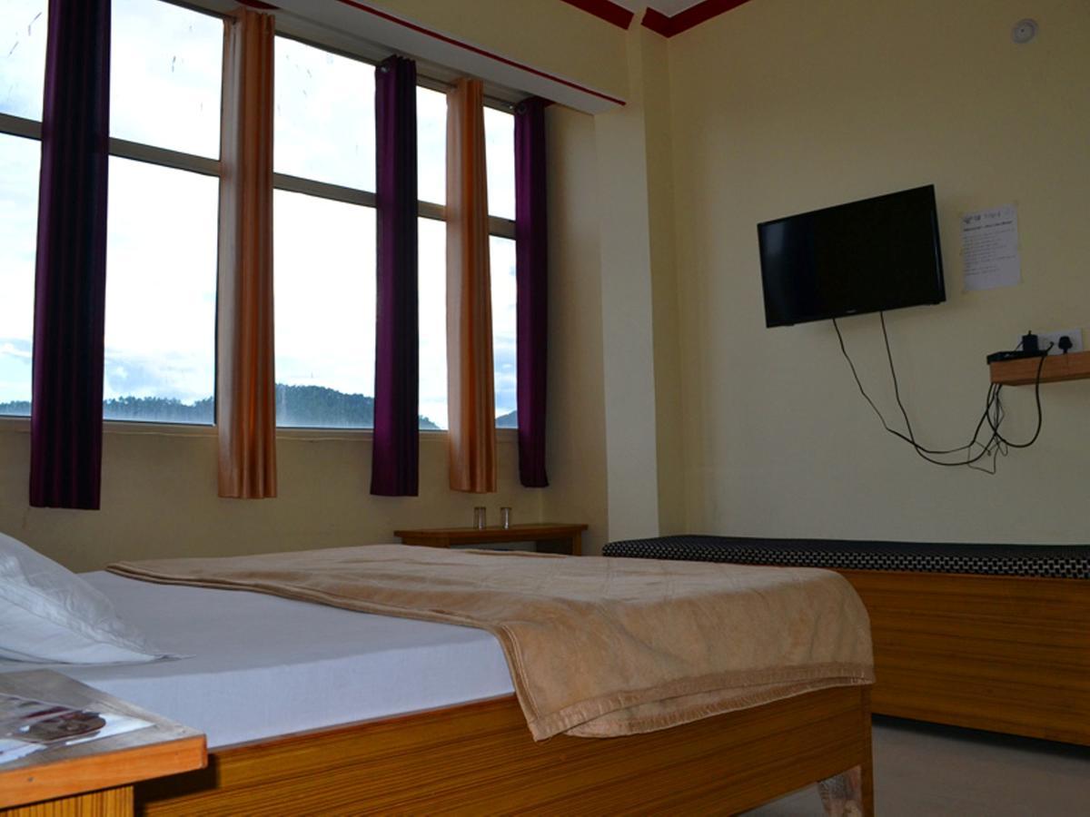 Oyo 37525 Hotel Mall Palace Pithoragarh Екстер'єр фото