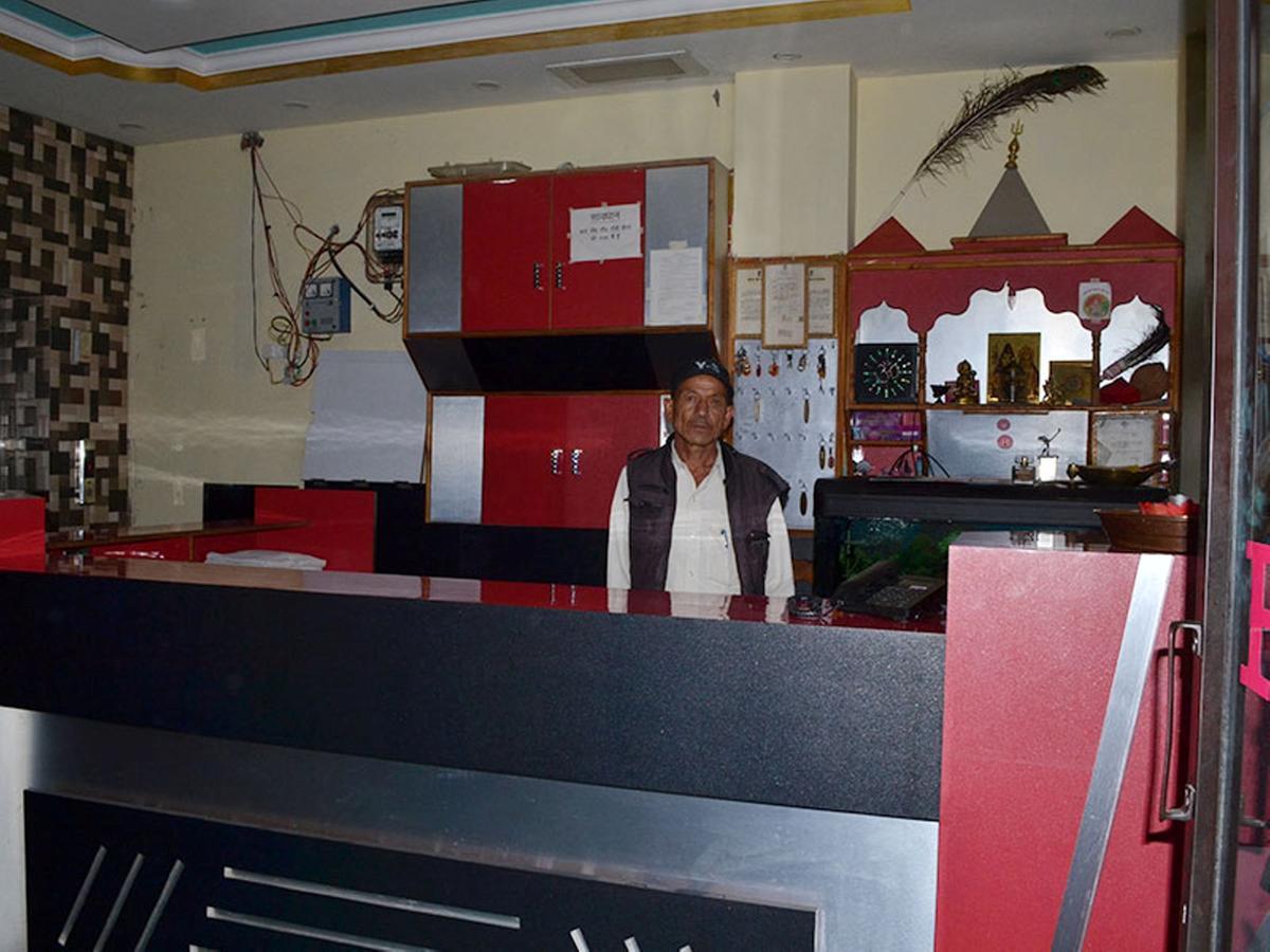Oyo 37525 Hotel Mall Palace Pithoragarh Екстер'єр фото