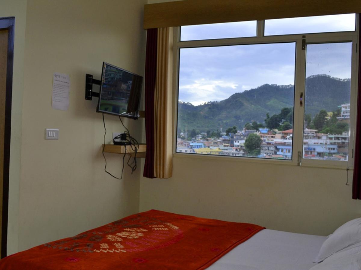 Oyo 37525 Hotel Mall Palace Pithoragarh Екстер'єр фото
