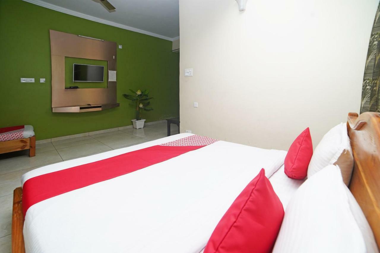 Oyo 37525 Hotel Mall Palace Pithoragarh Екстер'єр фото