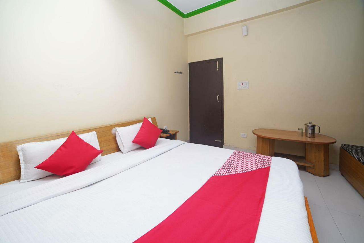 Oyo 37525 Hotel Mall Palace Pithoragarh Екстер'єр фото